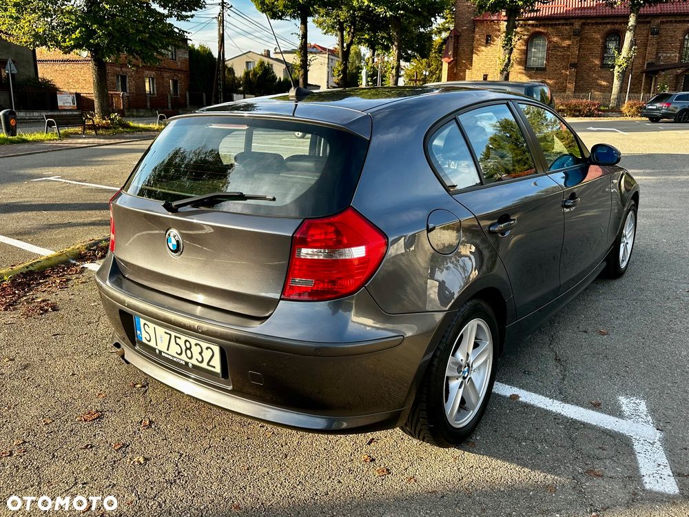 BMW Seria 1 116i - 4