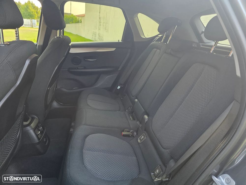 BMW 216 Active Tourer d Line Luxury - 5