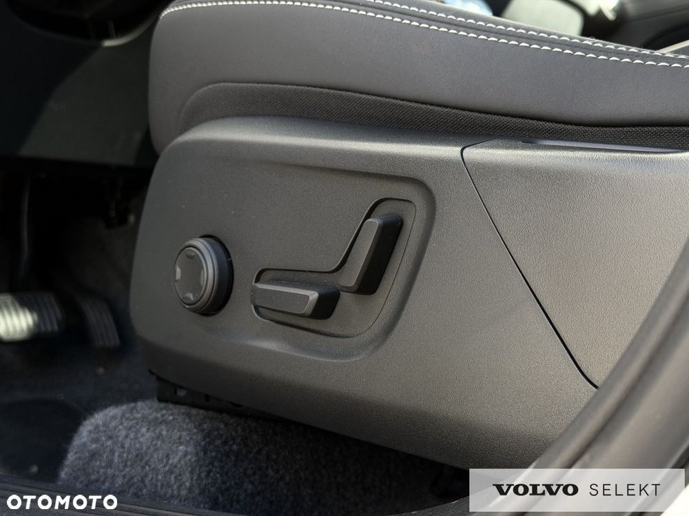 Volvo XC 40 - 21