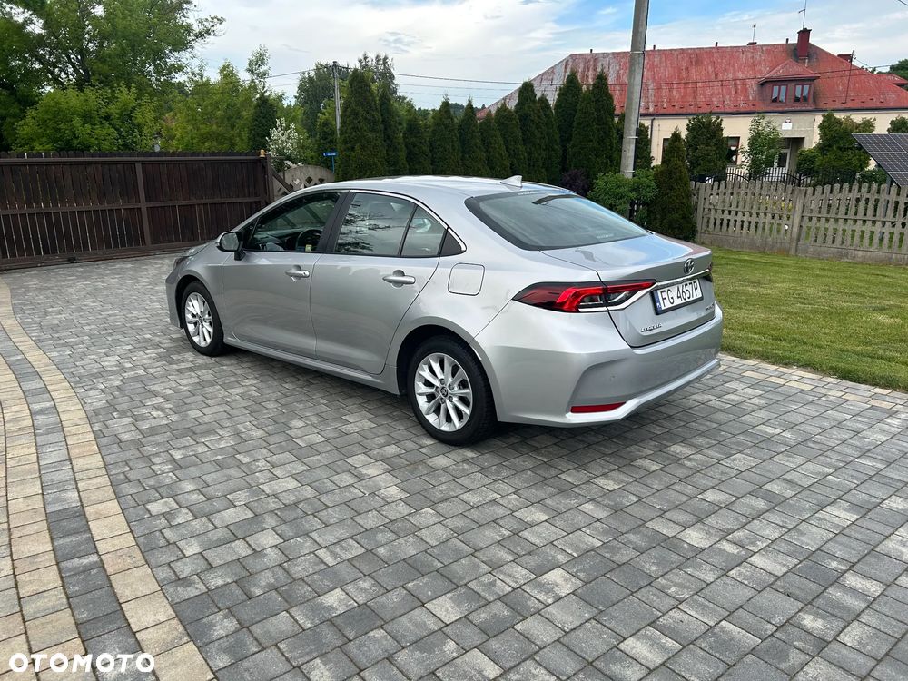 Toyota Corolla 1.8 Hybrid Comfort - 28