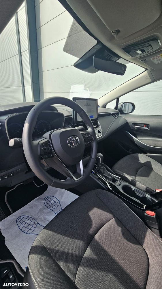 Toyota Corolla - 7