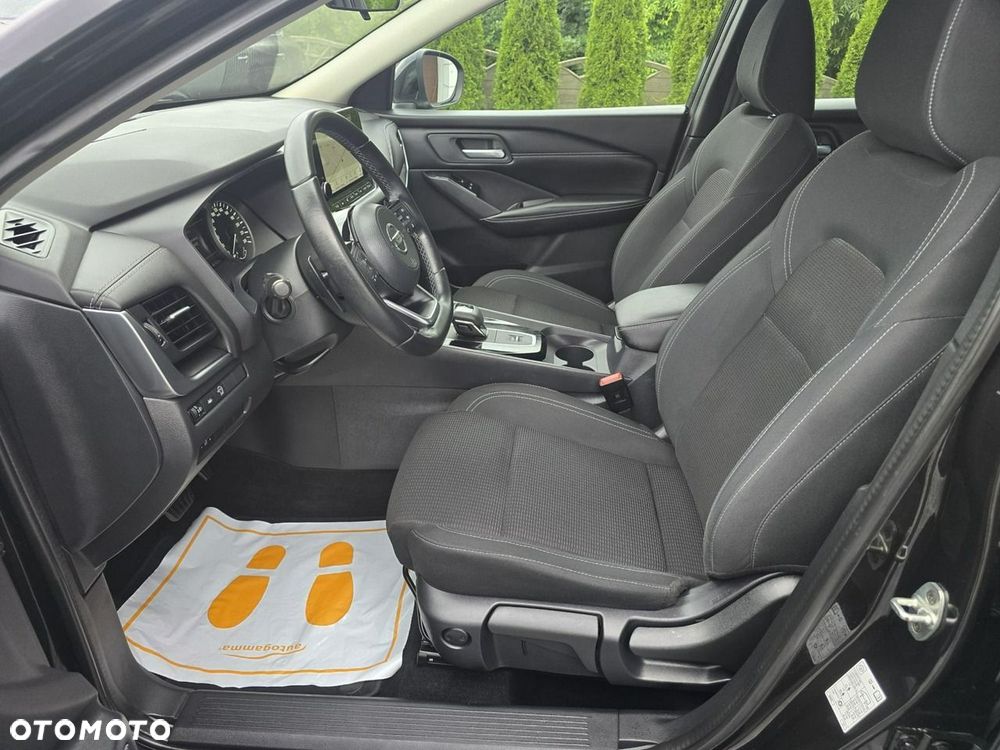 Nissan Qashqai - 11