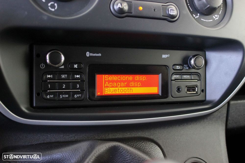 Renault Kangoo 1.5 DCI 75CV - 23