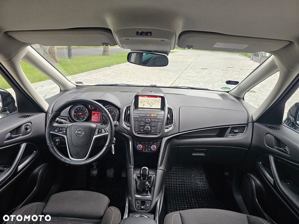 Opel Zafira Tourer 1.4 Turbo Innovation - 17