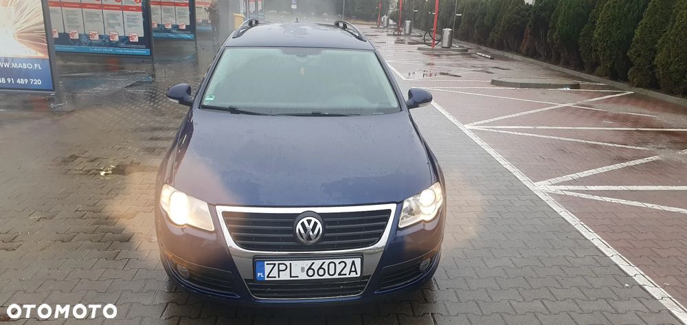 Volkswagen Passat - 16