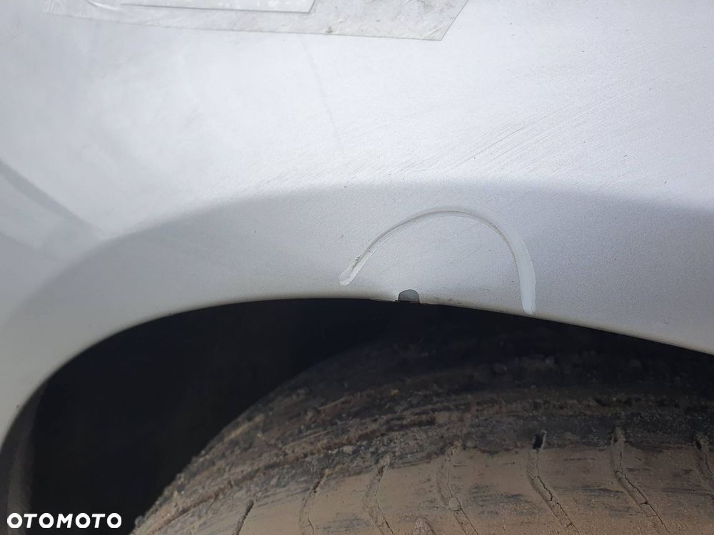 BŁOTNIK PRAWY PRZÓD AUDI A4 B8 - 4