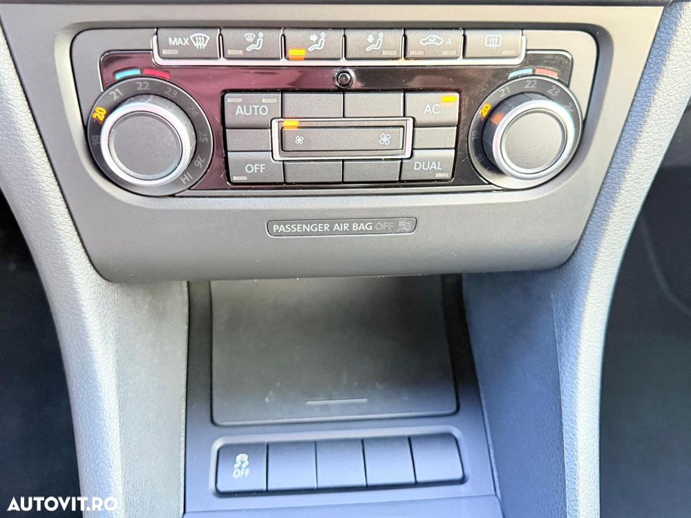VOLKSWAGEN Golf 2011 — imagine 25
