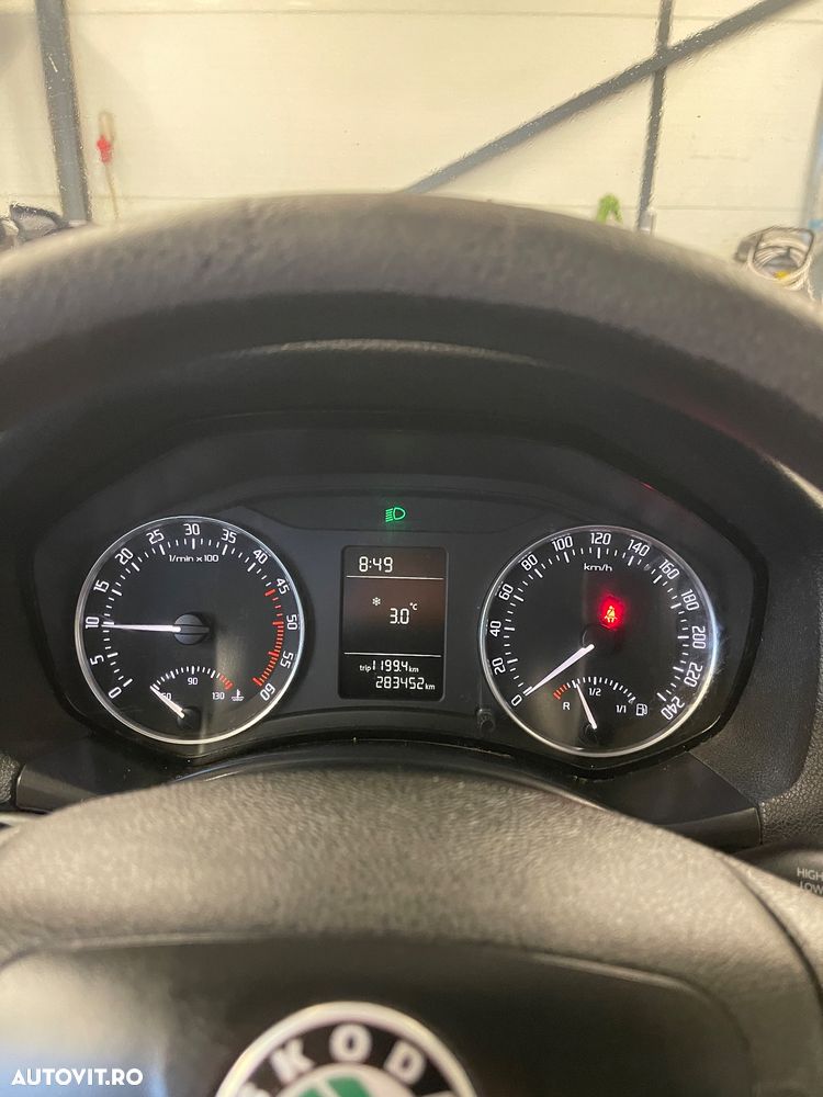 Skoda Octavia 1.6 TDI DPF Classic - 9
