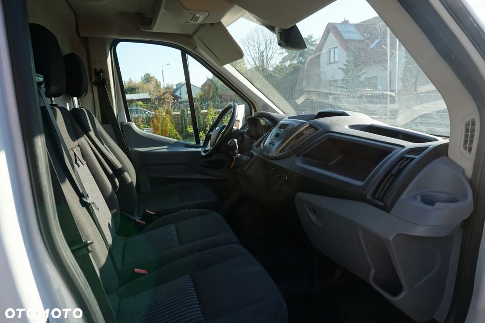 Ford Transit - 15