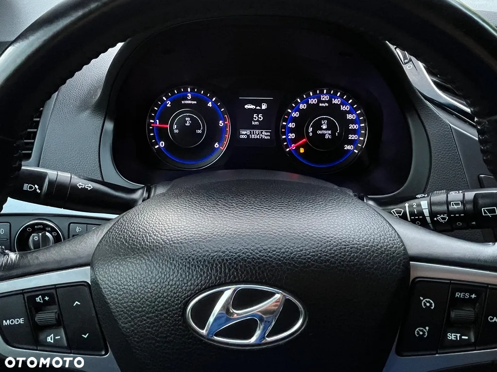 Hyundai i40 Kombi blue 1.7 CRDi Style - 24