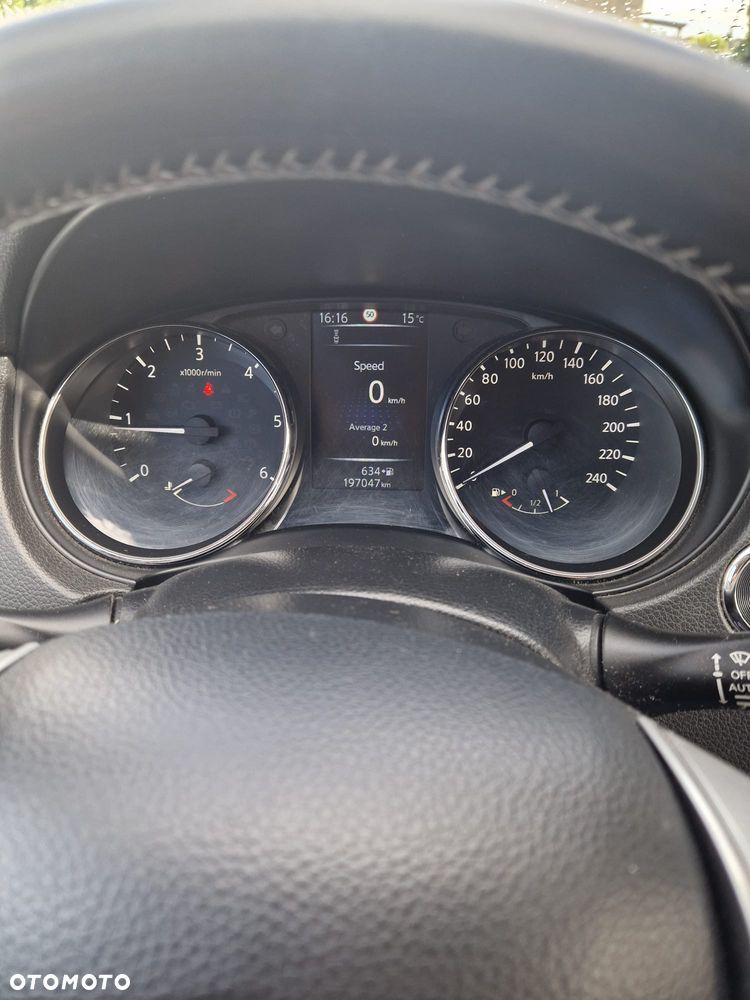 Nissan Qashqai 1.6 DCi Tekna EU6 - 15