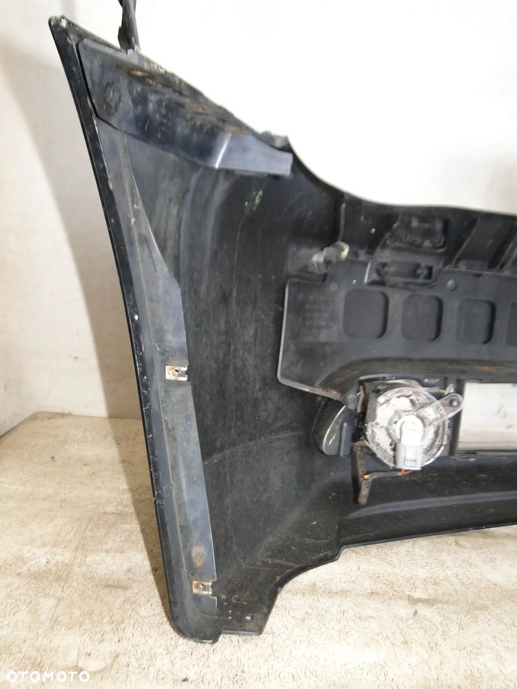 BMW 5 E60 E61 ZDERZAK PRZÓD PRZEDNI PDC CZUJNIKI SCHWARZ 2 668/9 - 30