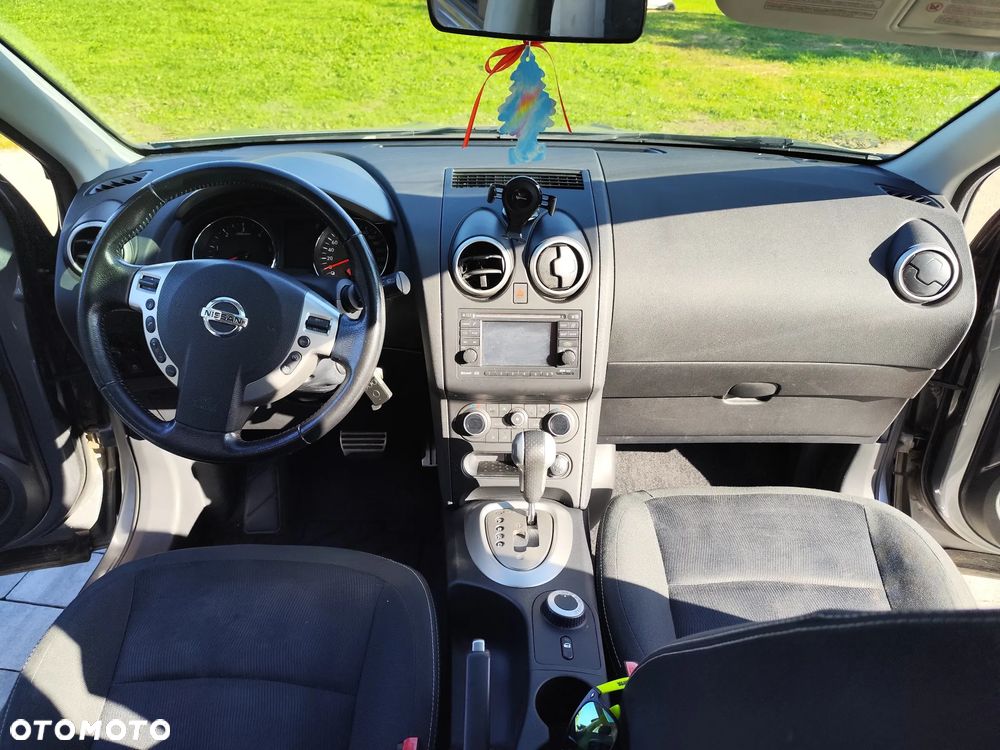 Nissan Qashqai 2.0 dCi 4 x 4 DPF tekna - 6