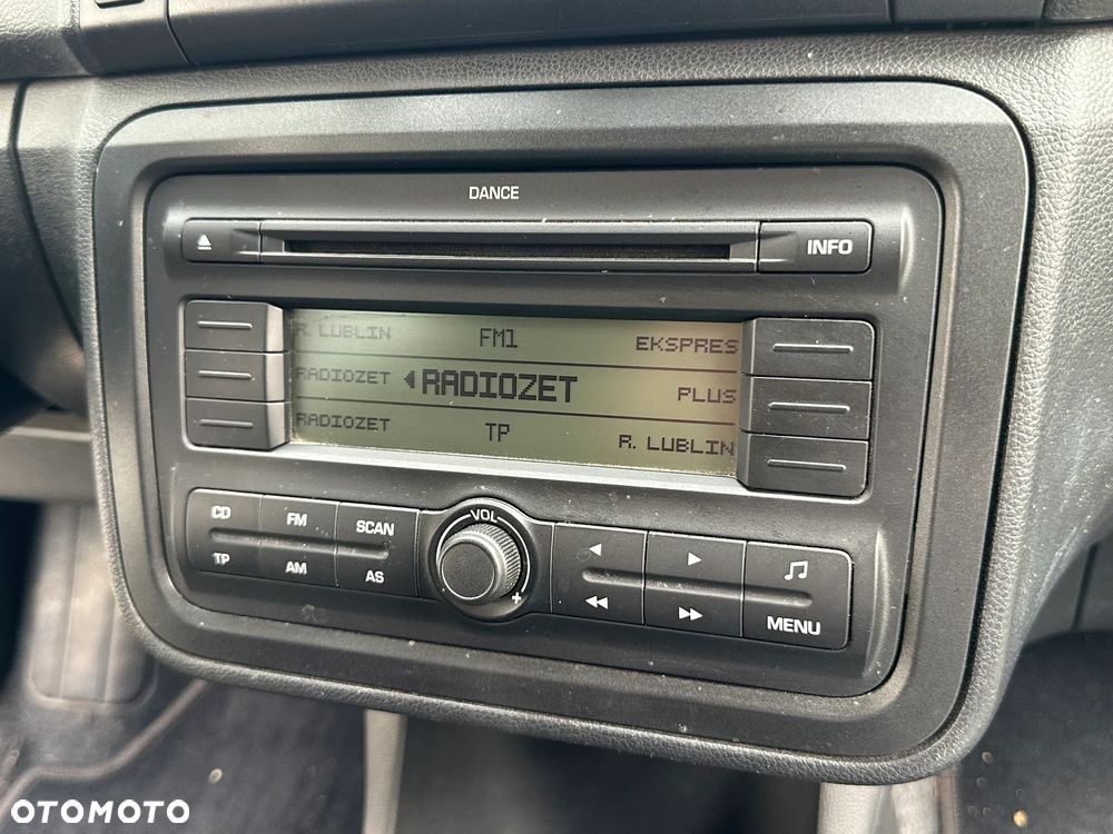 SKODA FABIA II 1.2 benzyna 07- Radio cd Radioodtwarzacz - 2