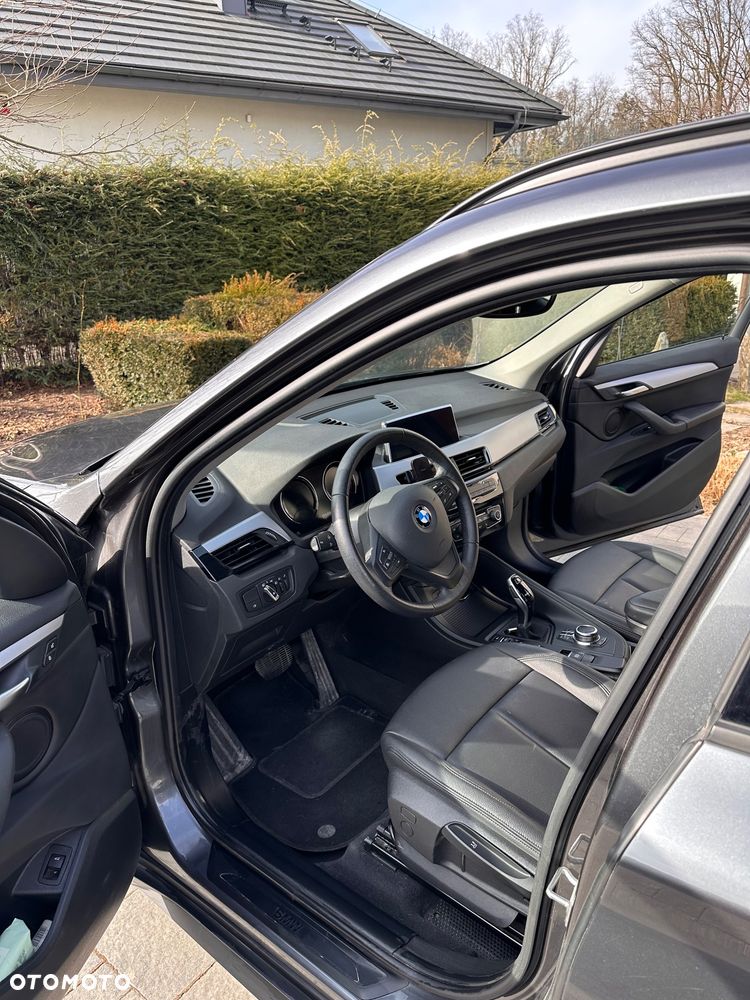 BMW X1 sDrive18i - 11
