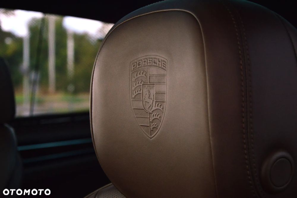 Porsche Cayenne E-Hybrid Platinum Edition - 19