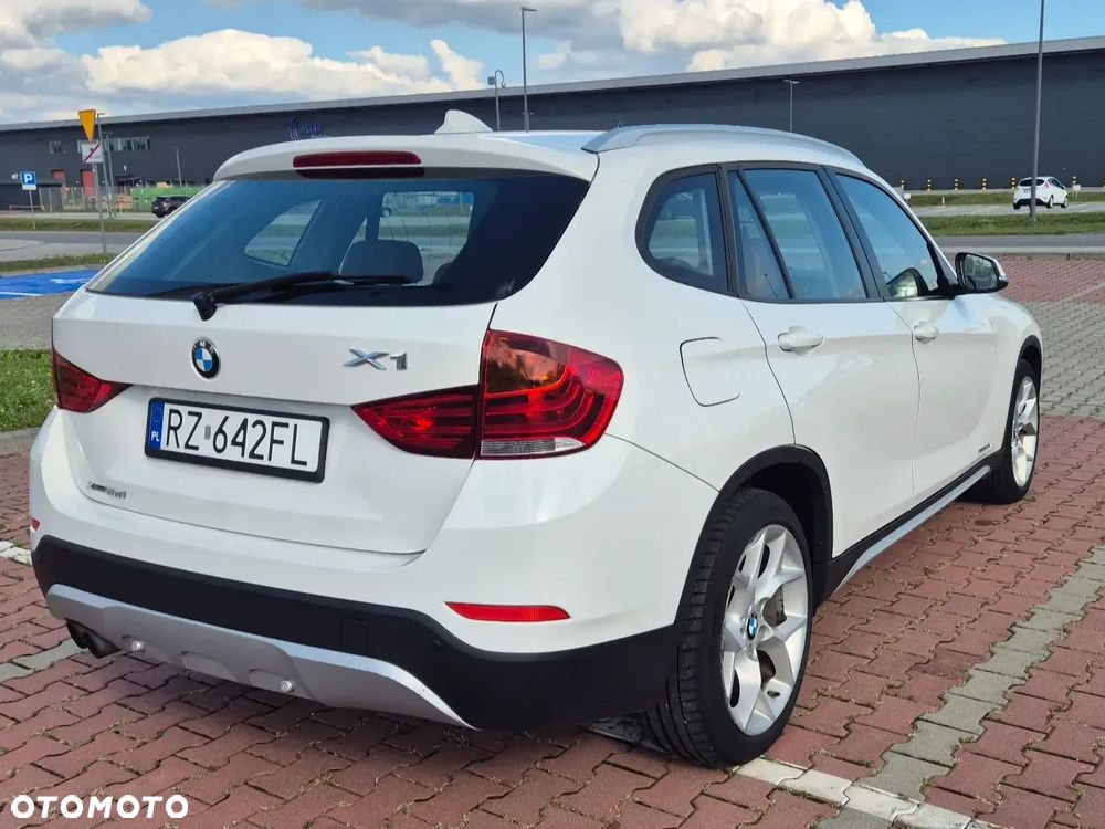 BMW X1 xDrive28i xLine - 13