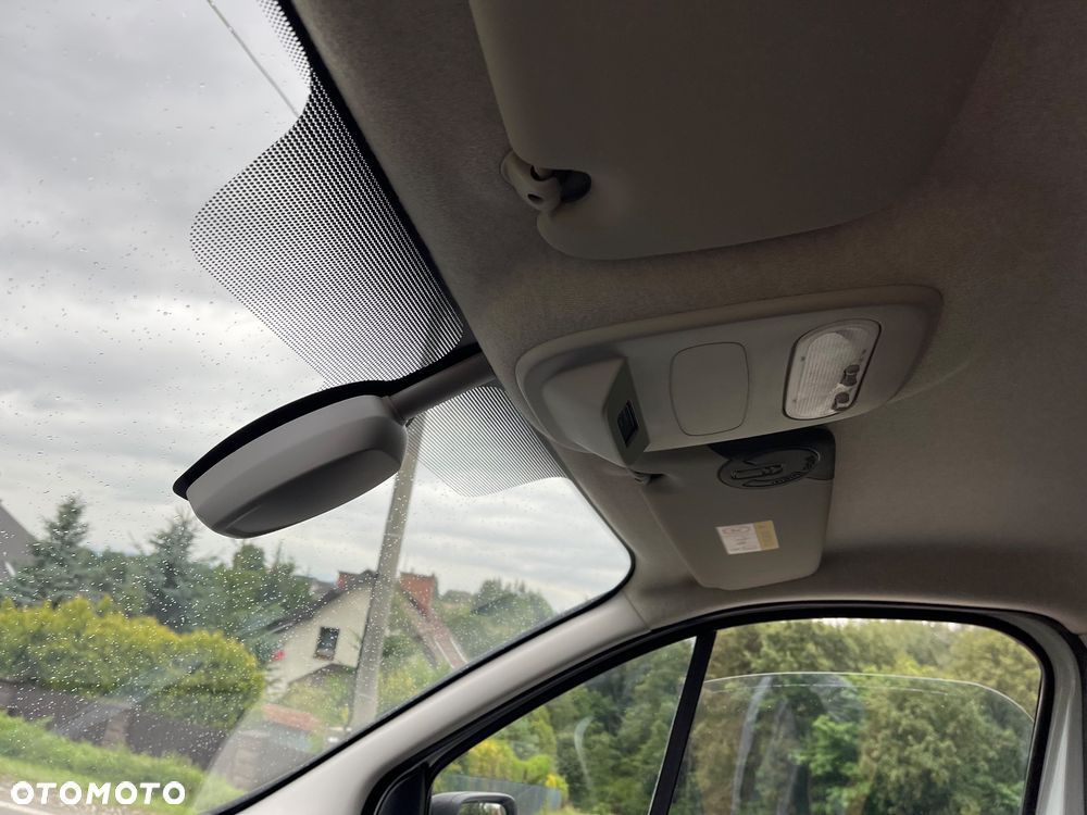 Renault Trafic - 30