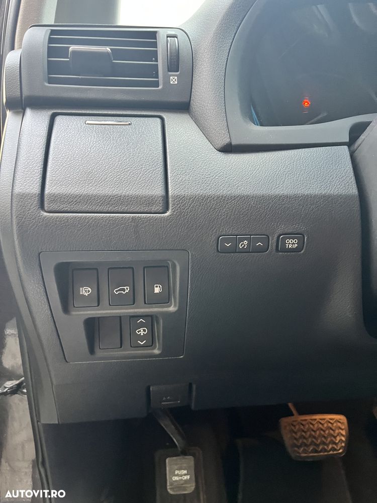 Lexus Seria RX - 17