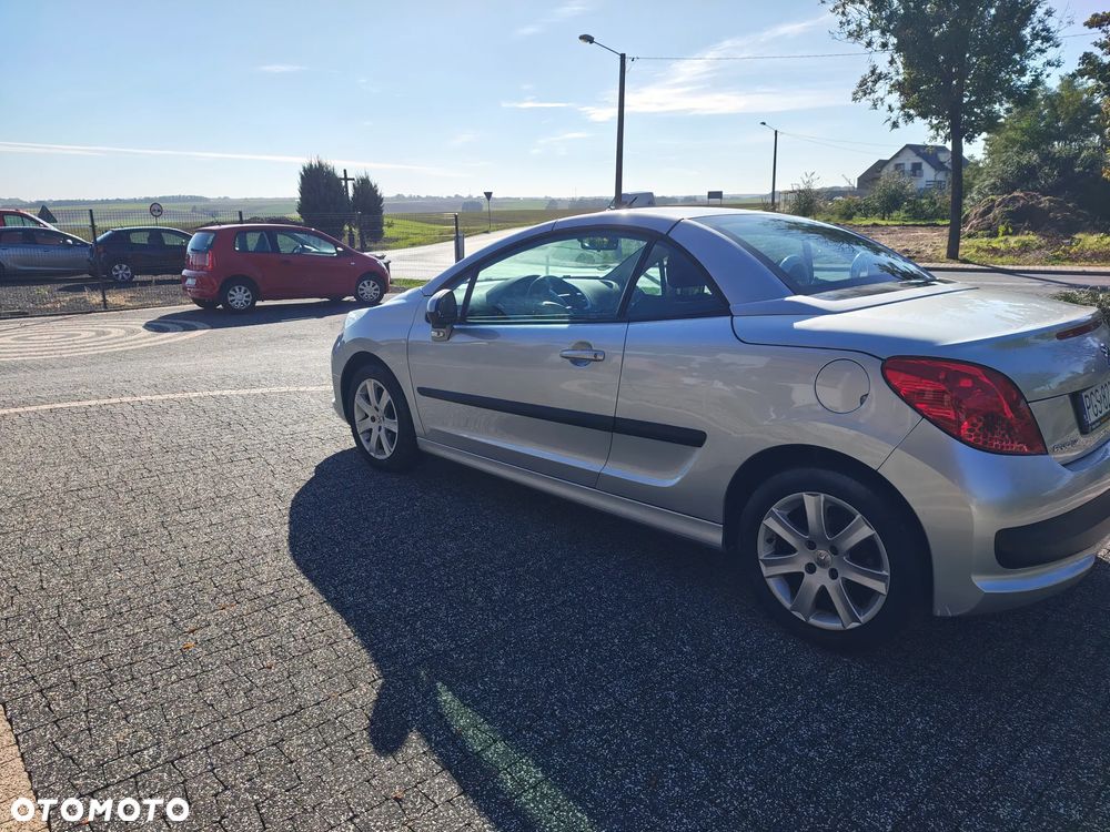 Peugeot 207 - 6
