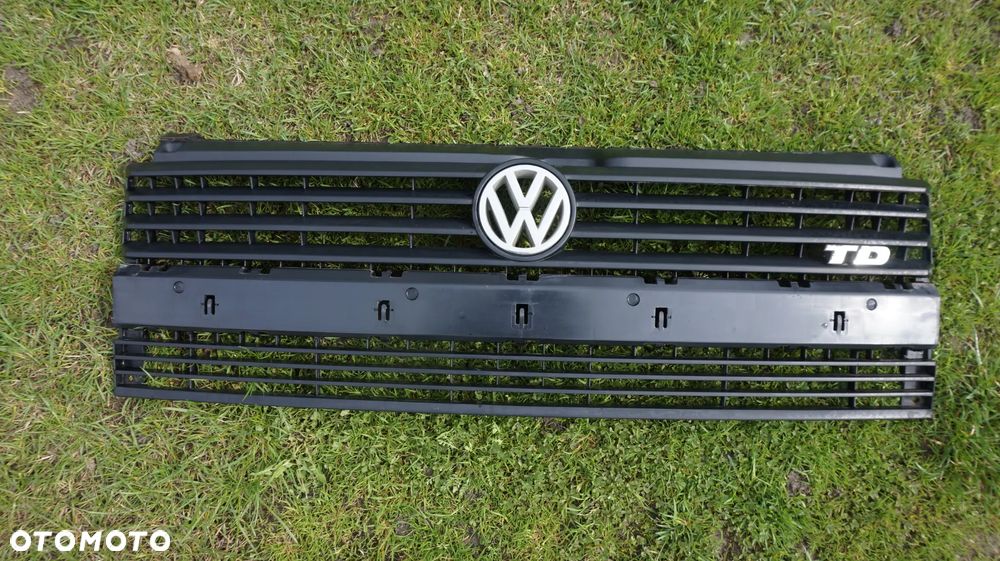 Volkswagen Transporter T4 2.5TDI grill atrapa chlodnicy - 1
