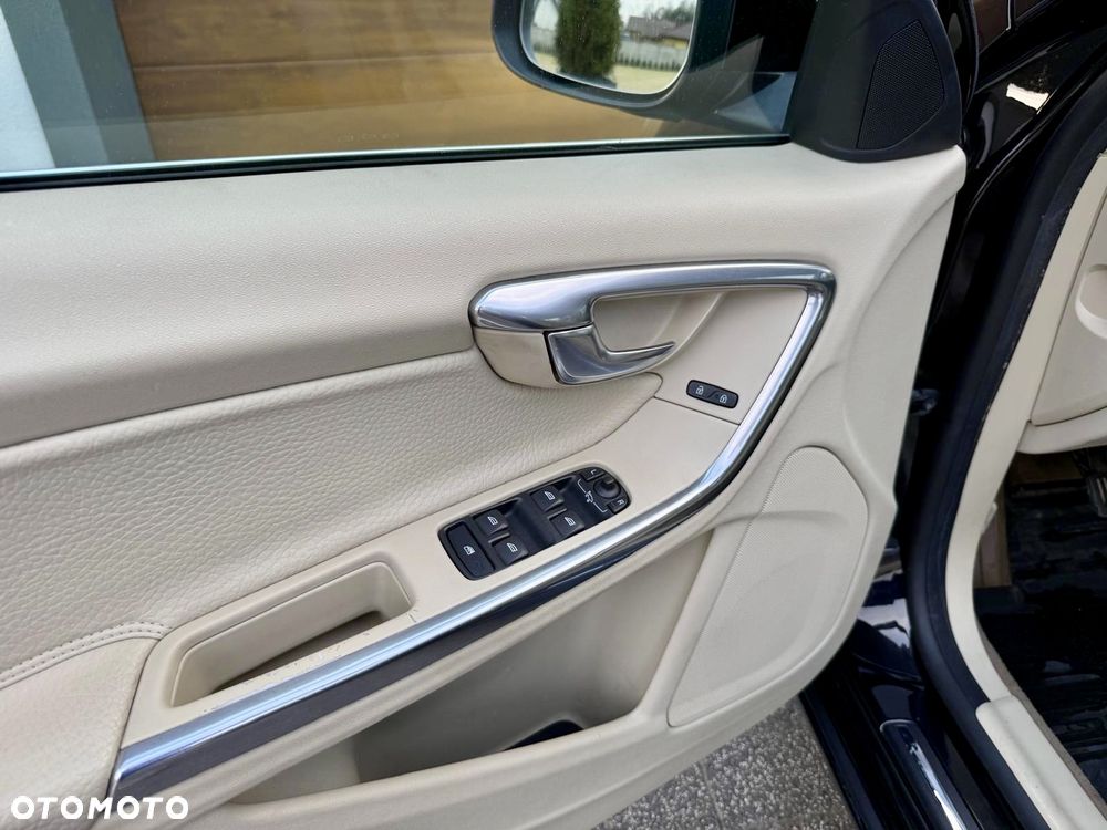 Volvo S60 D4 Momentum - 22