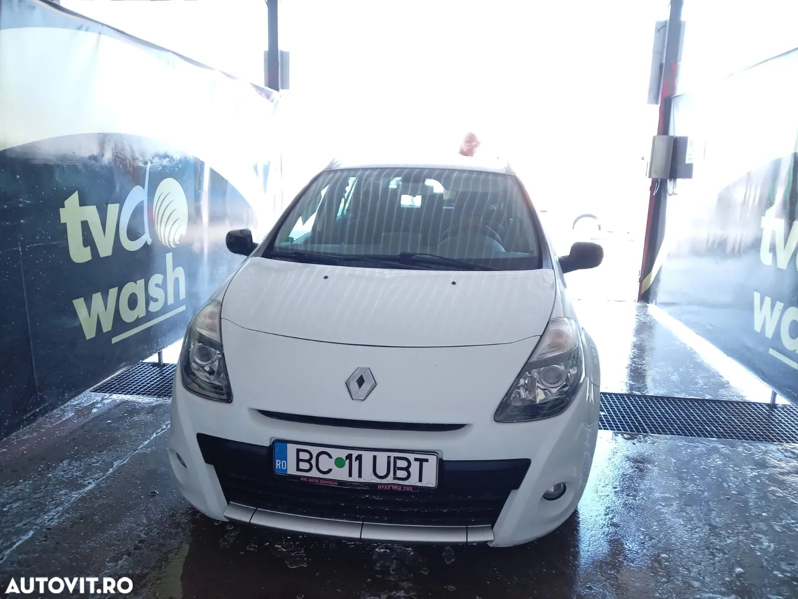 Renault Clio - 1