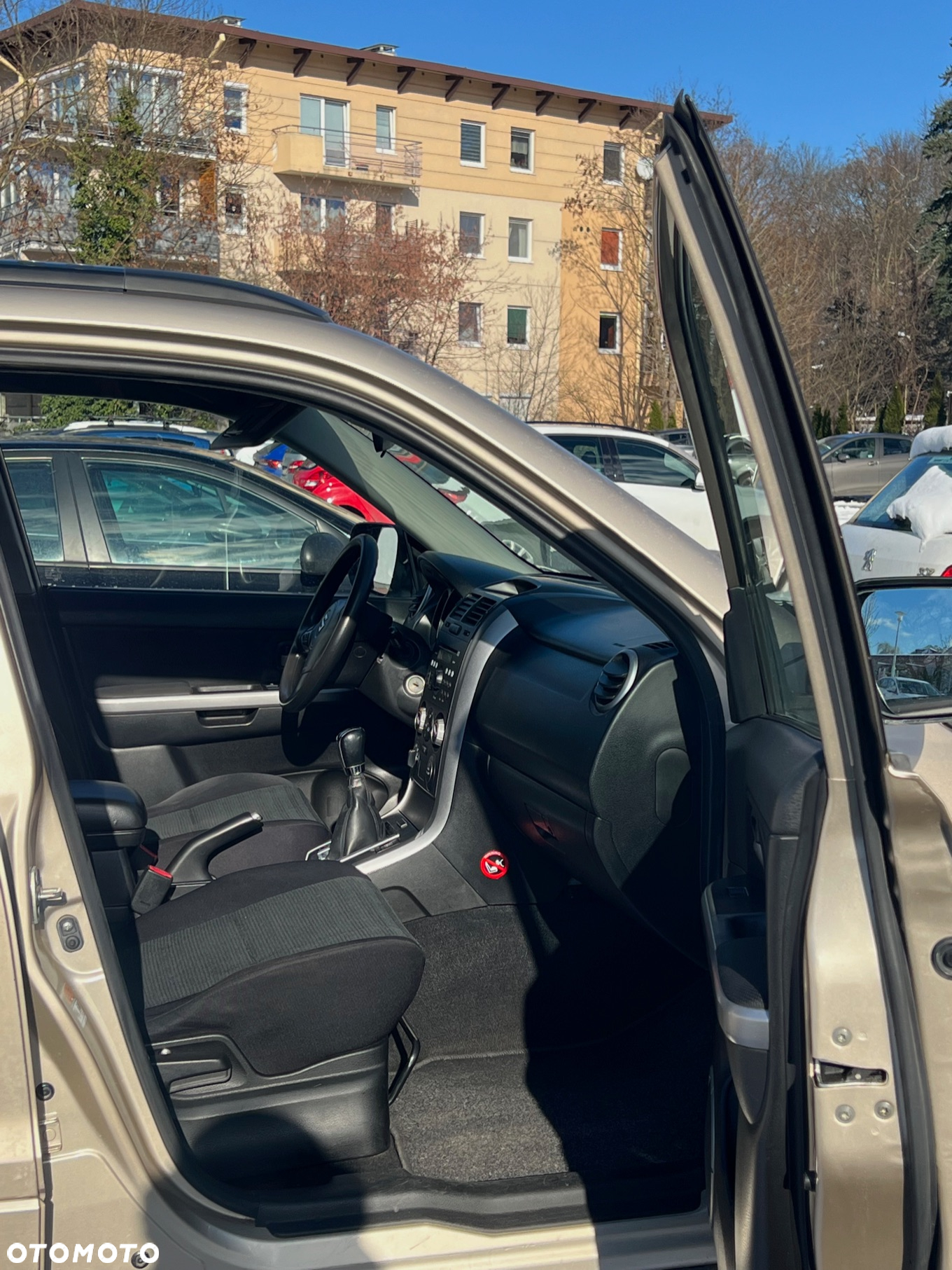 Suzuki Grand Vitara 2.0 - 9