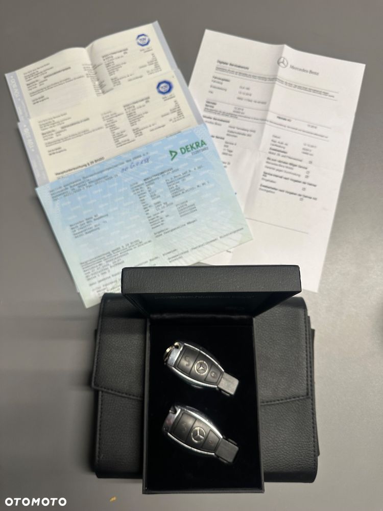 Mercedes-Benz CLA Shooting Brake 180 7G-DCT Urban - 9