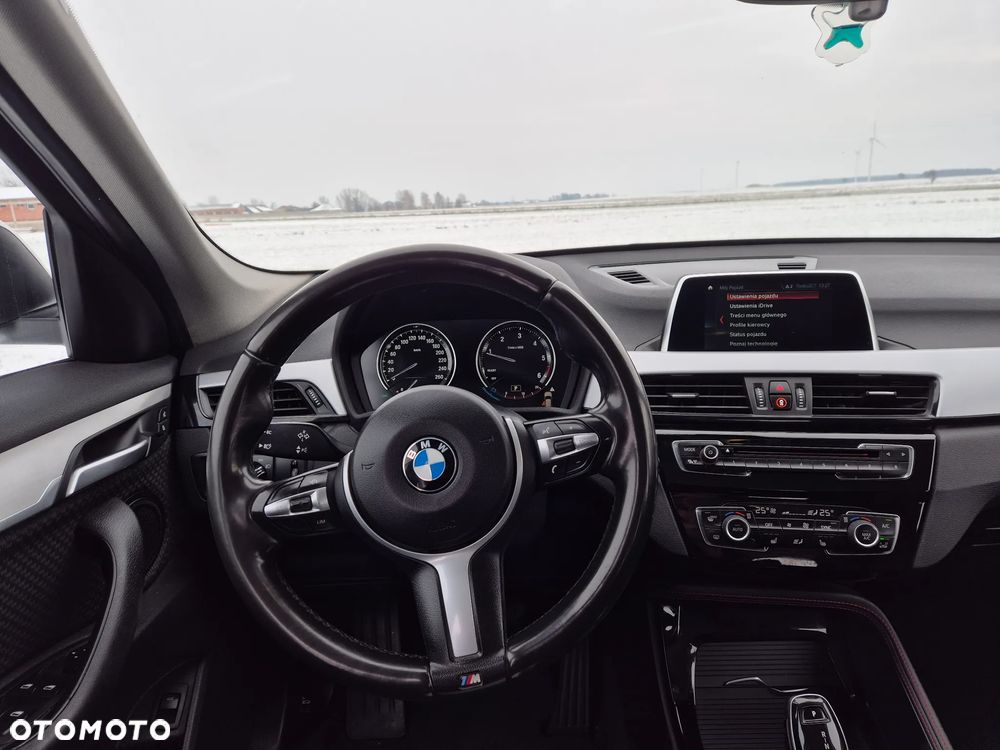 BMW X1 sDrive18d - 11