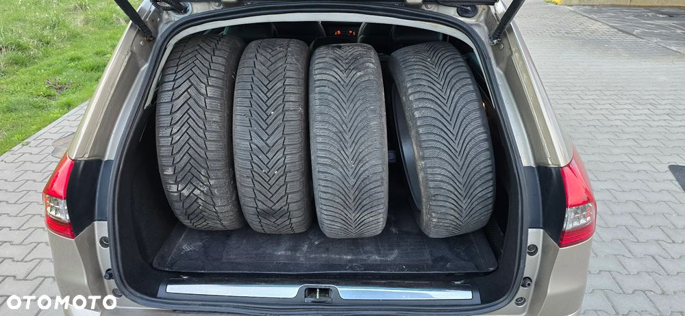 Citroën C5 V6 HDi 240 Biturbo FAP Exclusive - 18