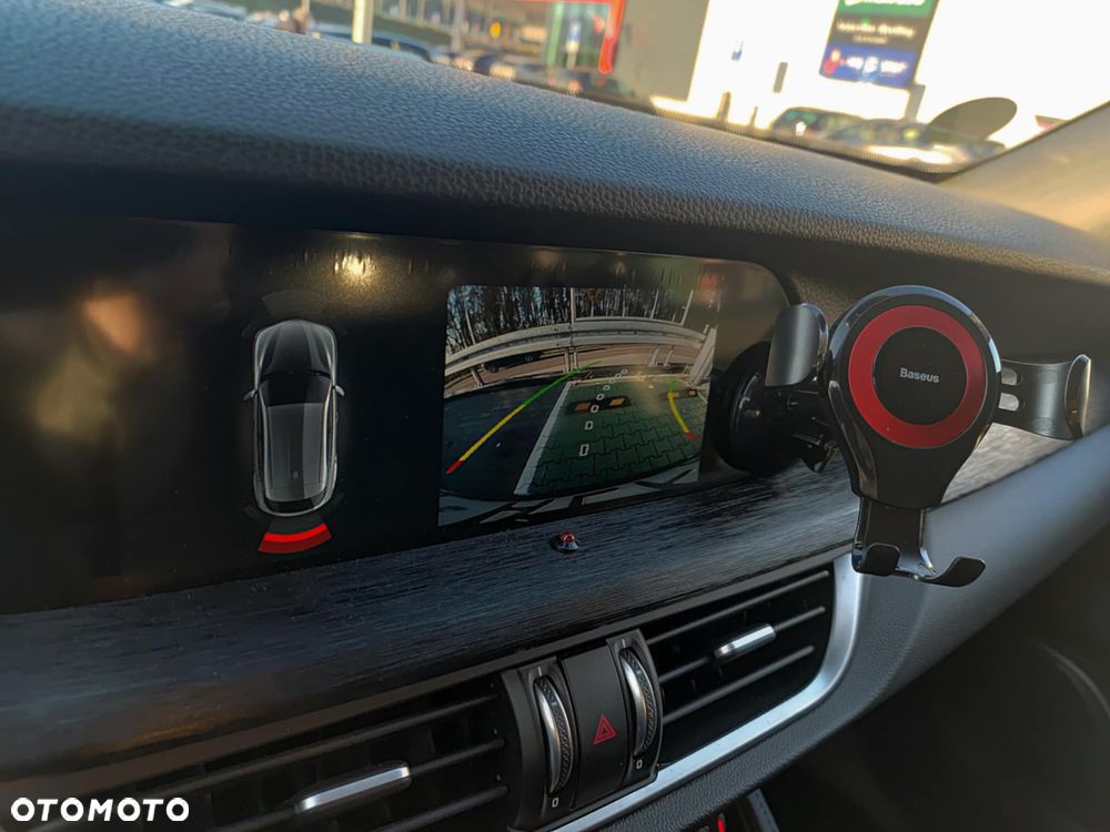 Alfa Romeo Stelvio - 33