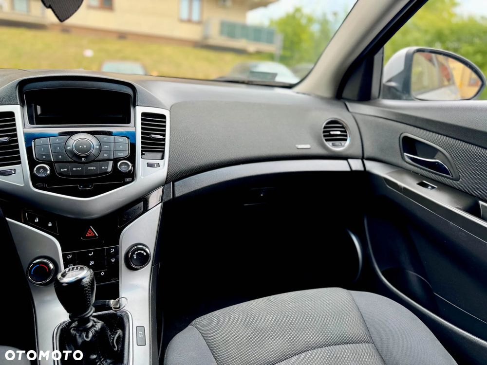 Chevrolet Cruze 1.8 LT - 6
