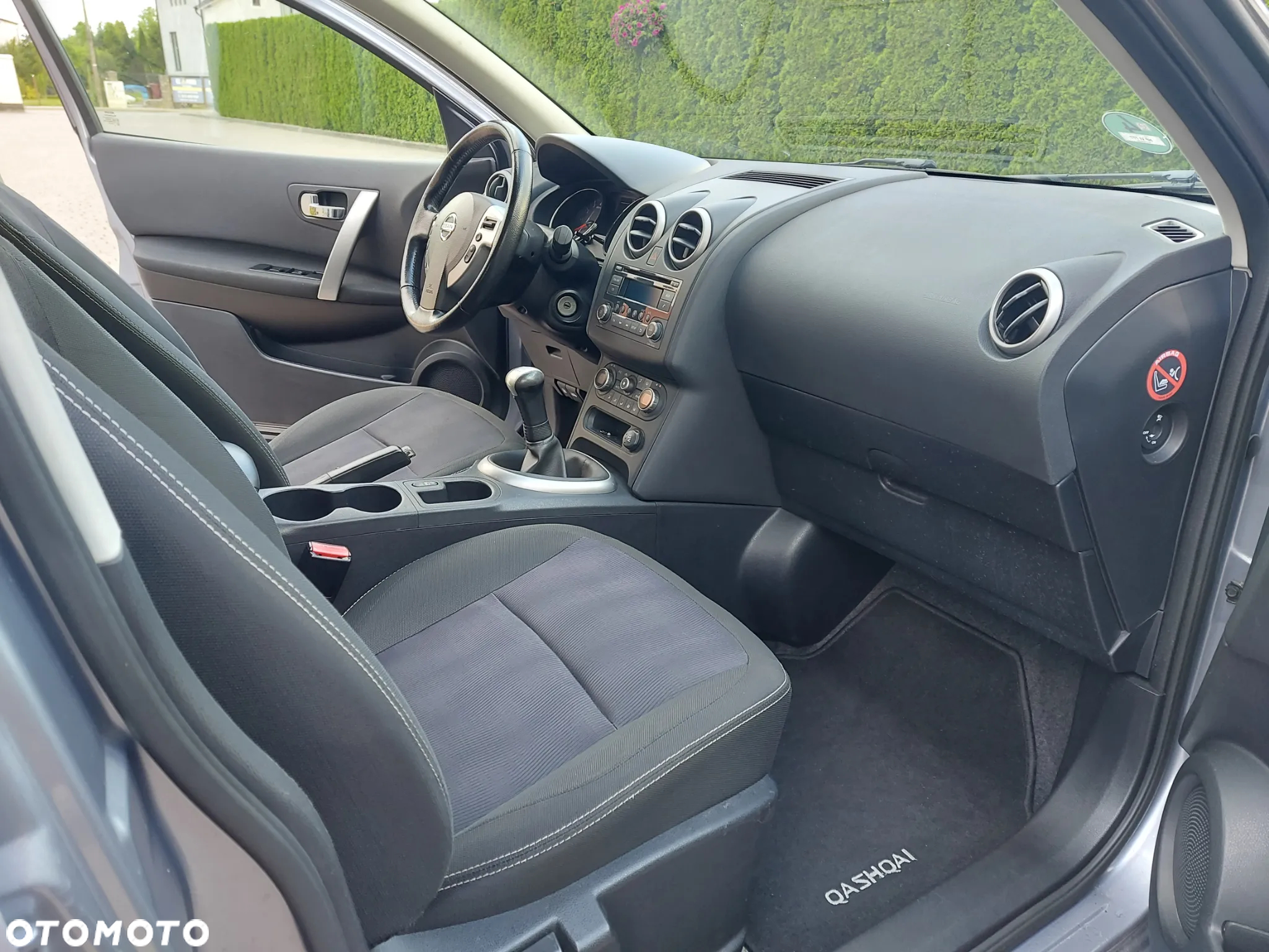 Nissan Qashqai 1.6 visia - 11