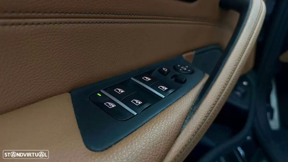 BMW 530 e Pack Desportivo M - 37