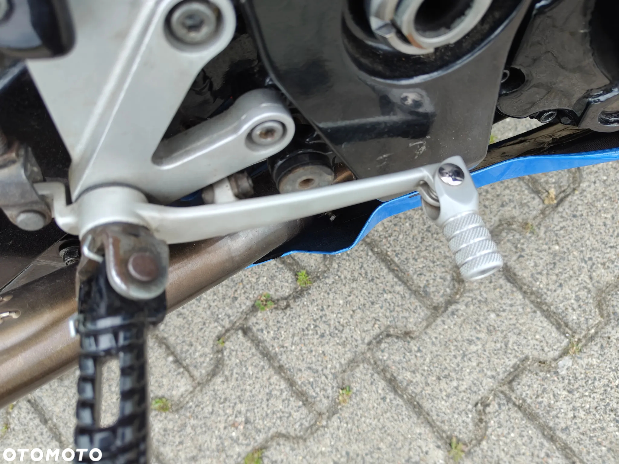 Suzuki GSX-R - 11