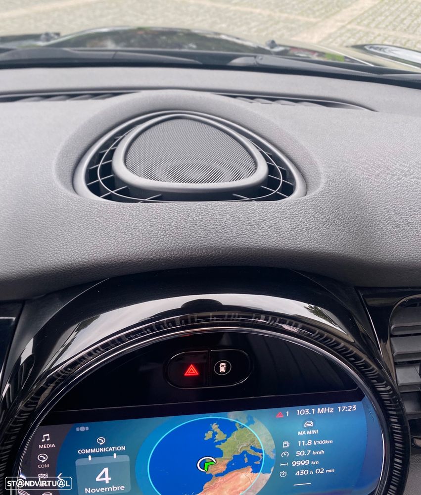 MINI Cabrio Cooper Premium Plus Essential Auto - 43