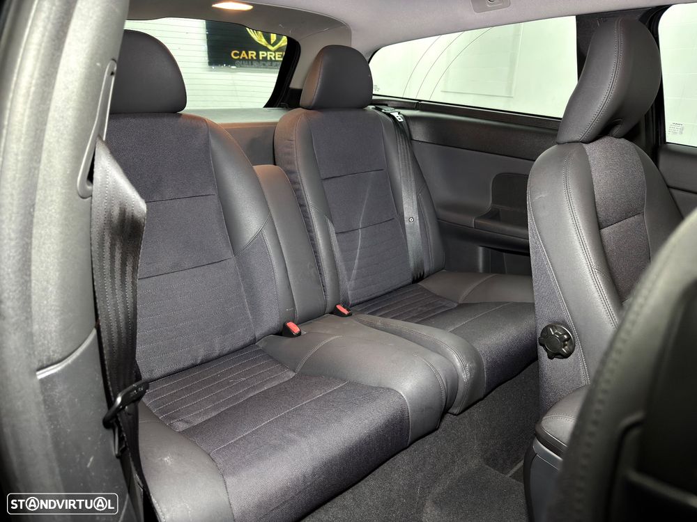 Volvo C30 1.6 D R-Design - 10