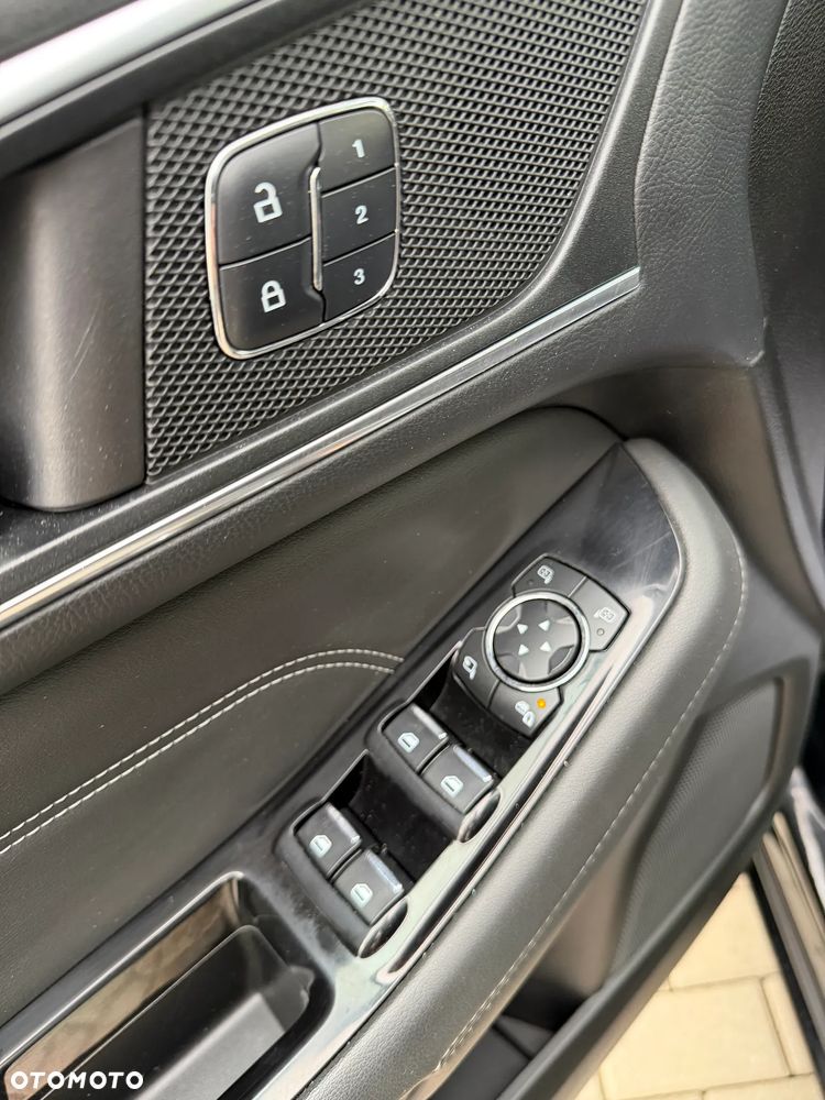 Ford S-Max 1.5 Eco Boost Start-Stopp Titanium - 28