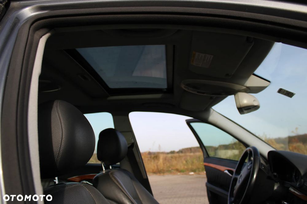 Mercedes-Benz Klasa E - 11