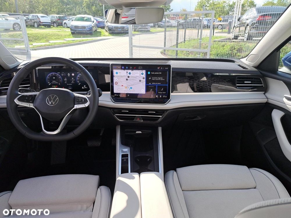 Volkswagen Passat - 33