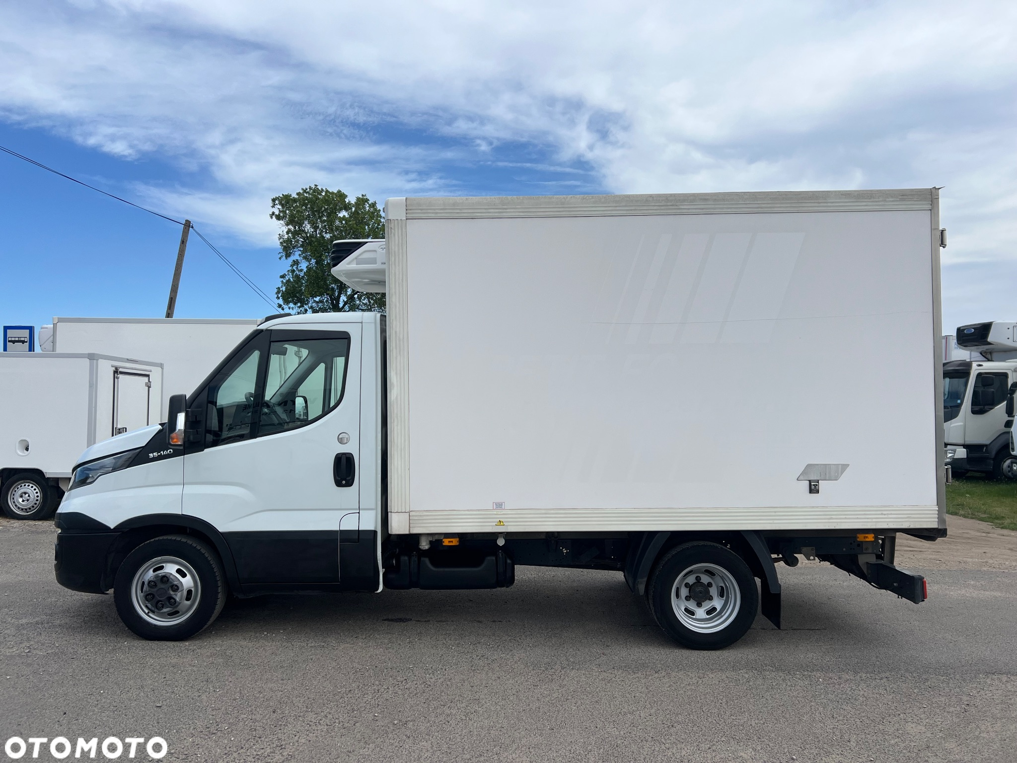 Iveco Daily 35C14 Carrier Xarios 350 (325) - 4
