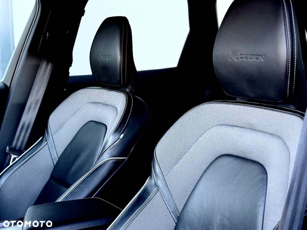 Volvo XC 60 D4 Geartronic RDesign - 26