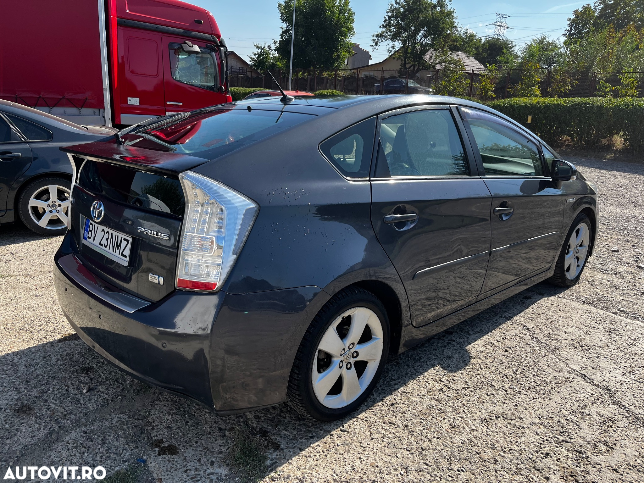 Toyota Prius (Hybrid) Luna - 12