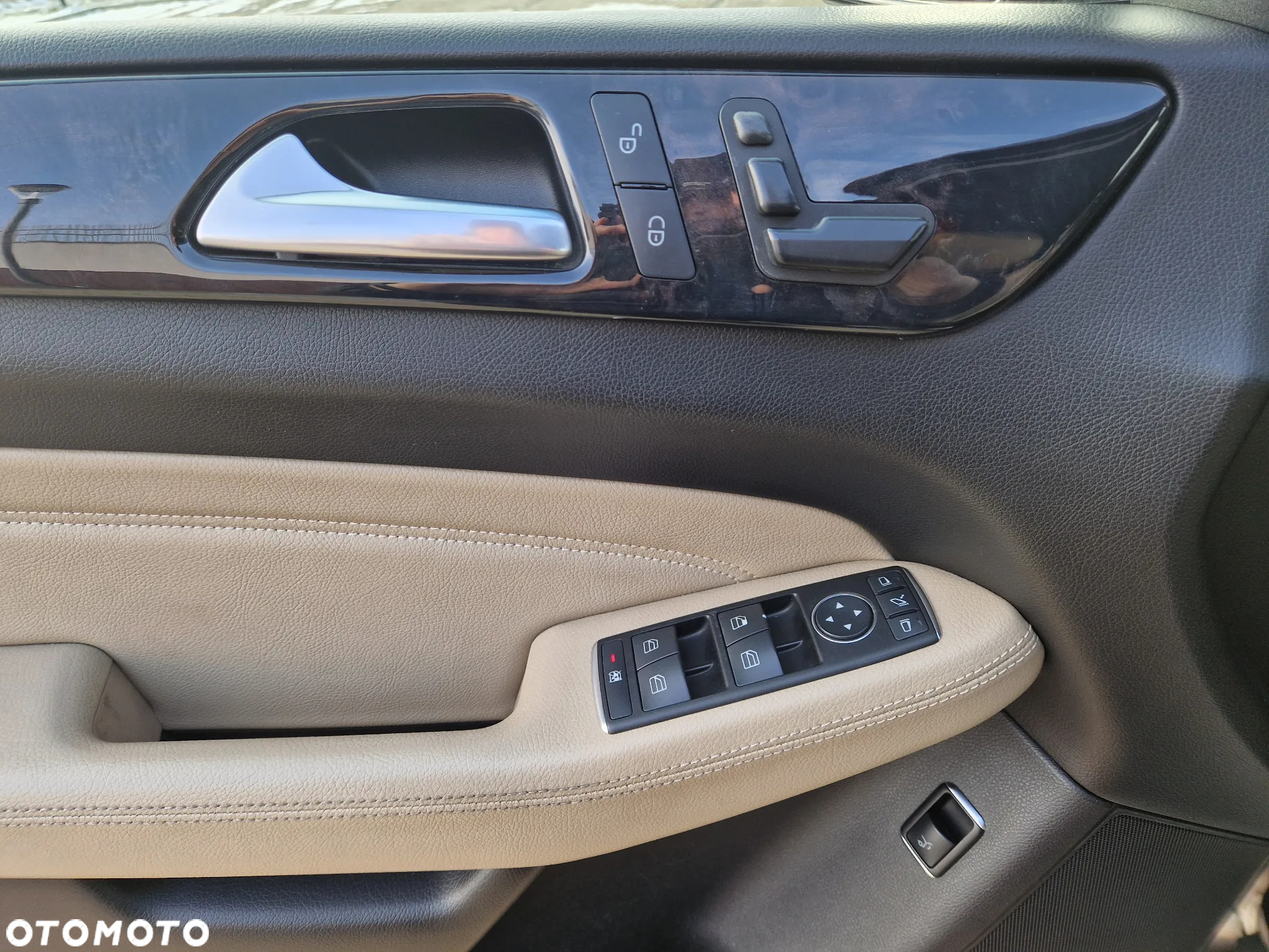 Mercedes-Benz ML 350 BlueTec 4-Matic - 10