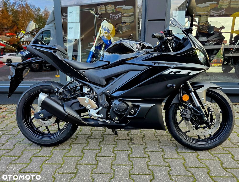 Yamaha R3 - 20