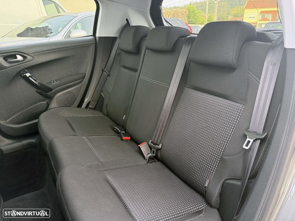 Peugeot 208 1.6 BlueHDi Allure - 20