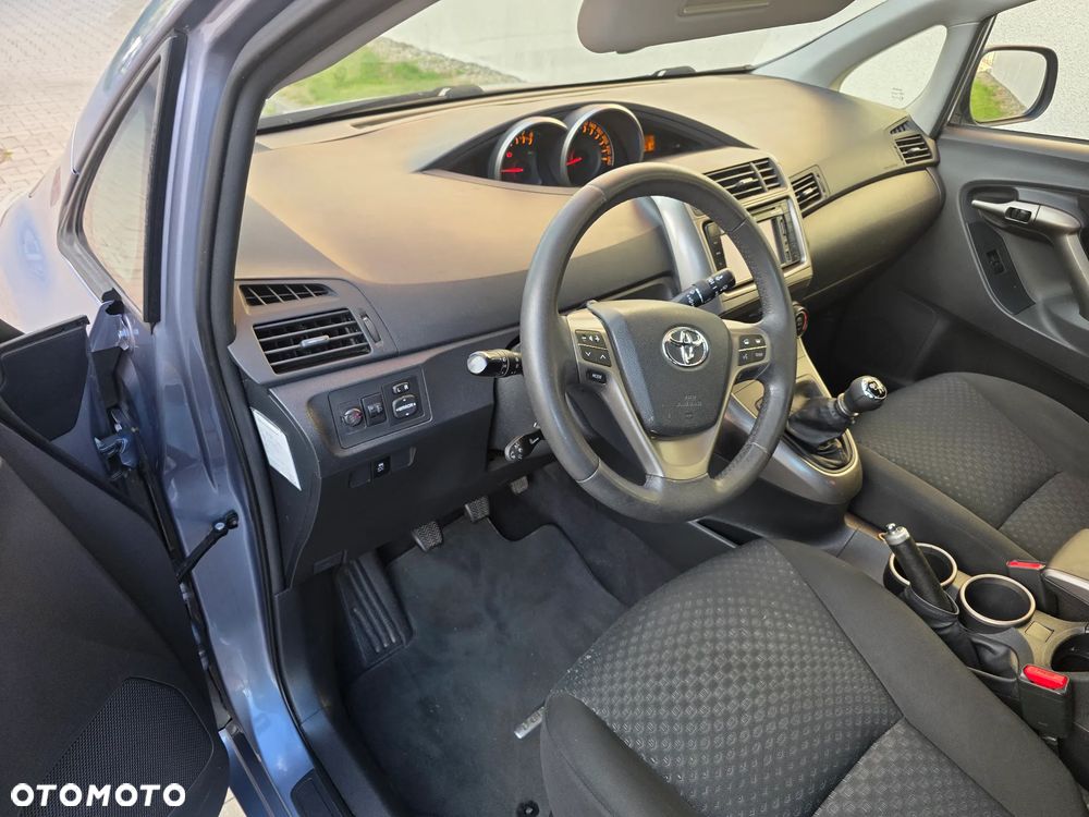 Toyota Verso 1.6 5-Sitzer Comfort - 19