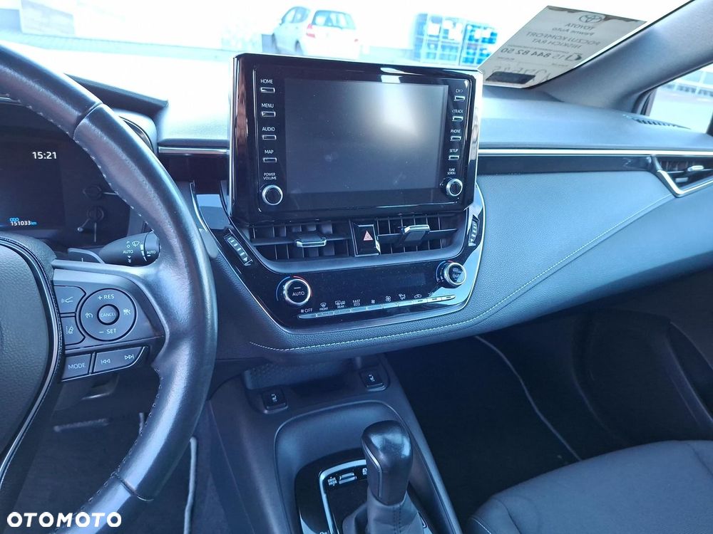 Toyota Corolla 2.0 Hybrid Comfort - 17