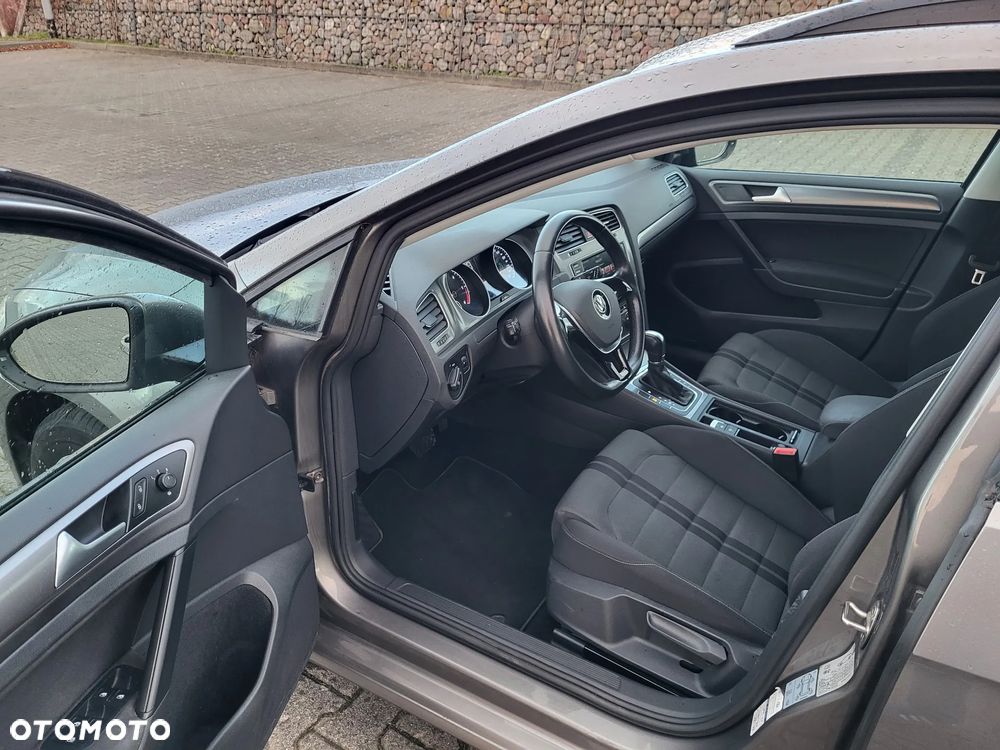 Volkswagen Golf 1.6 TDI BlueMotion Technology DSG Trendline - 6